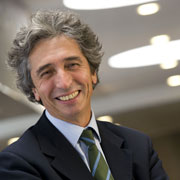 T Piéchaud, MD
